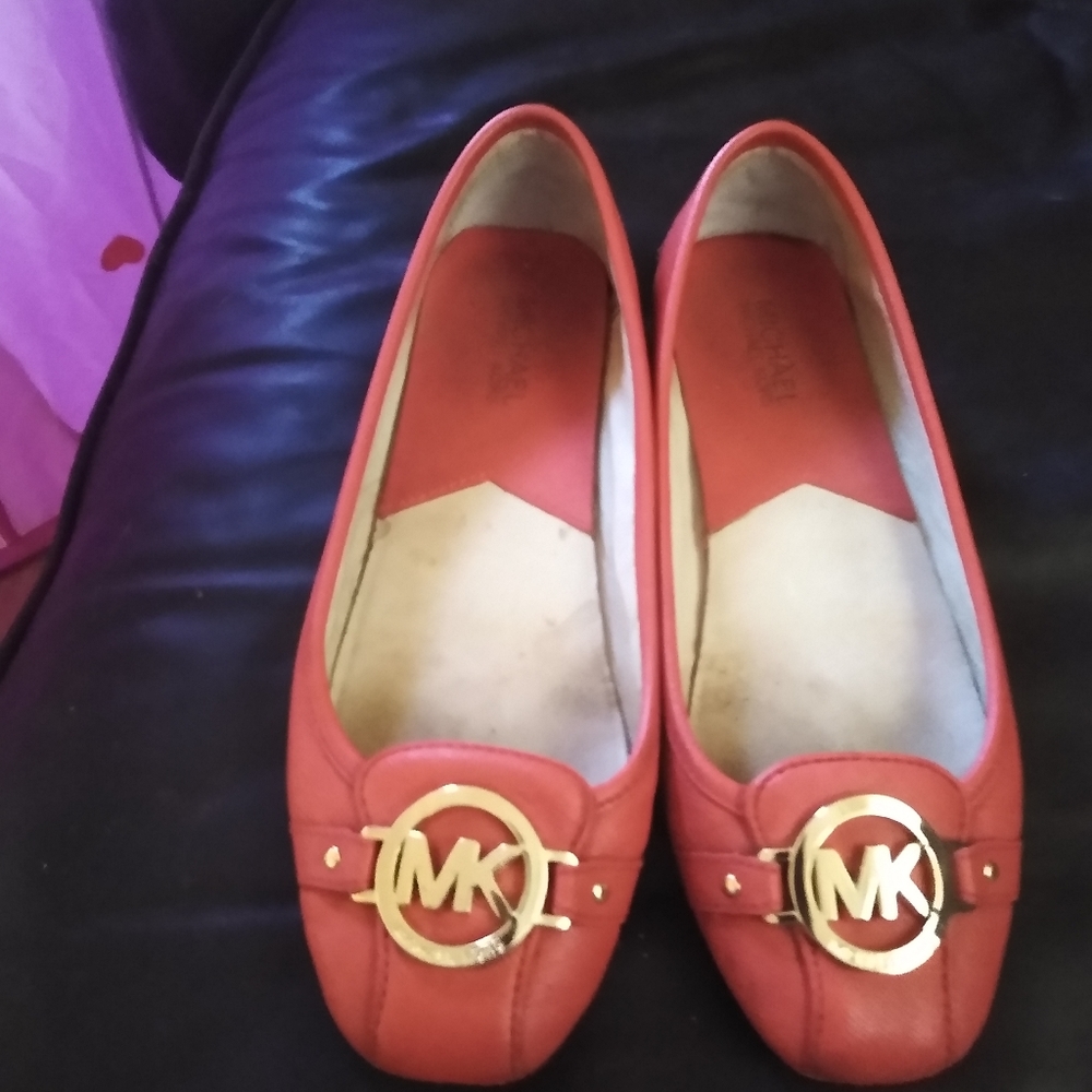 Micheal Kors flat